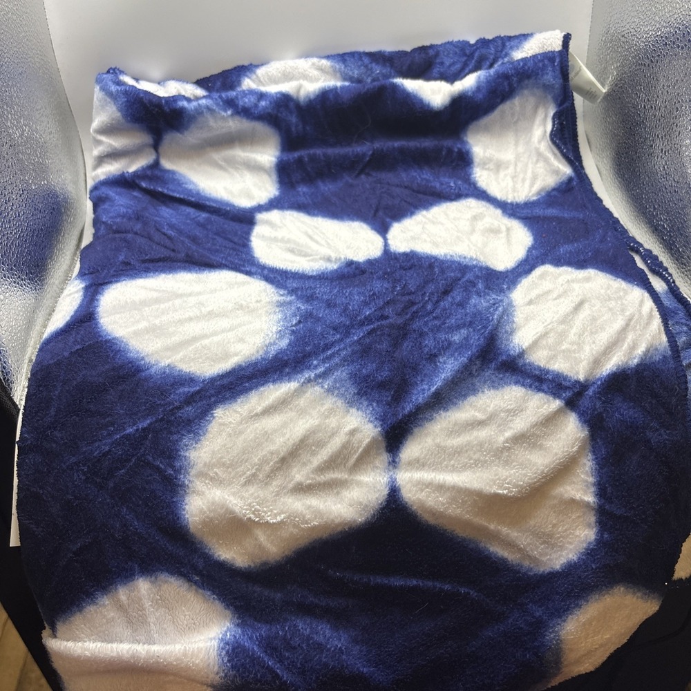Plush Velboa Baby Blanket‎ Shibori Cloud Island™ Navy White/Blue